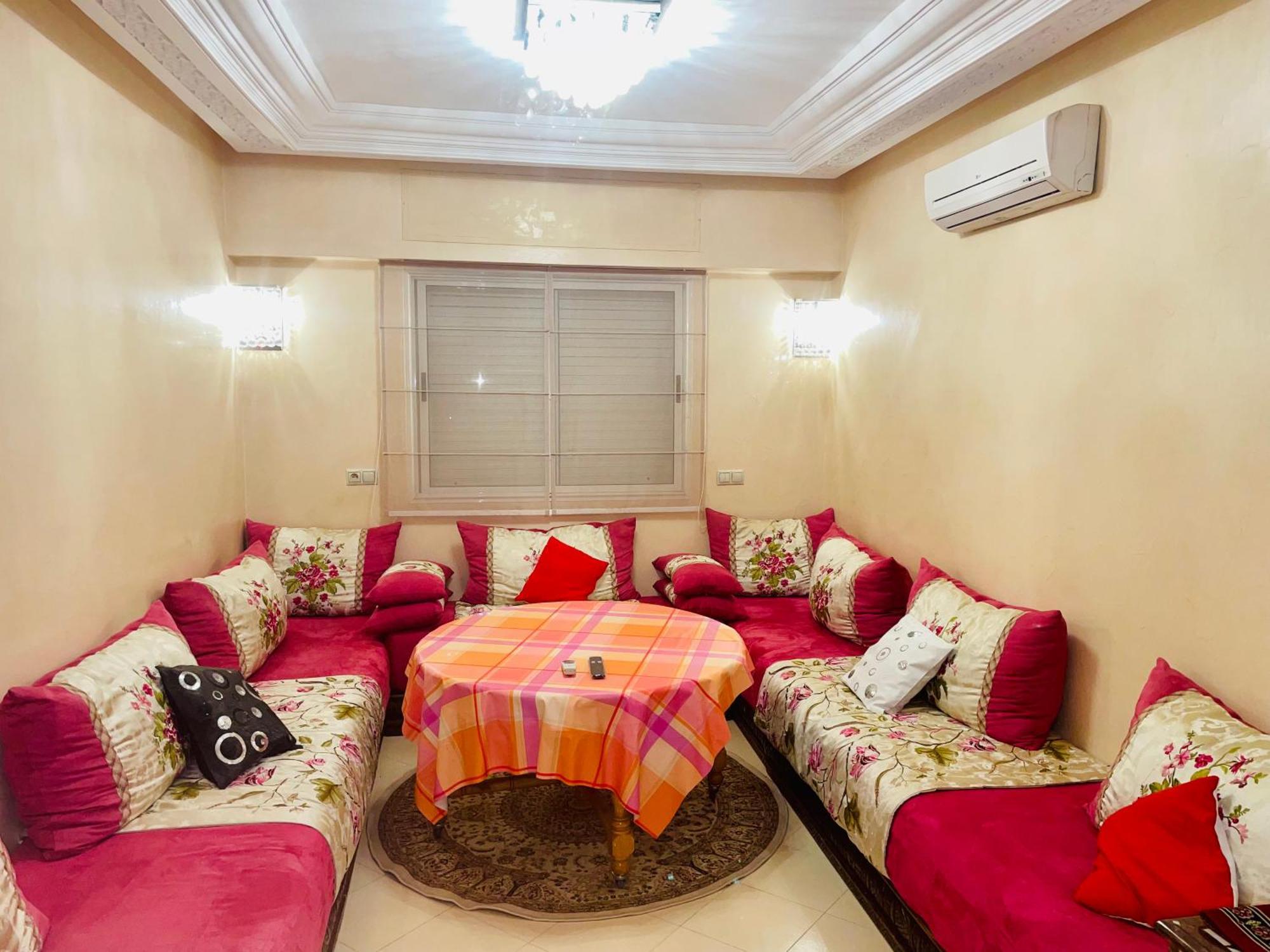 Cozy Center Of Marrakech Apartment